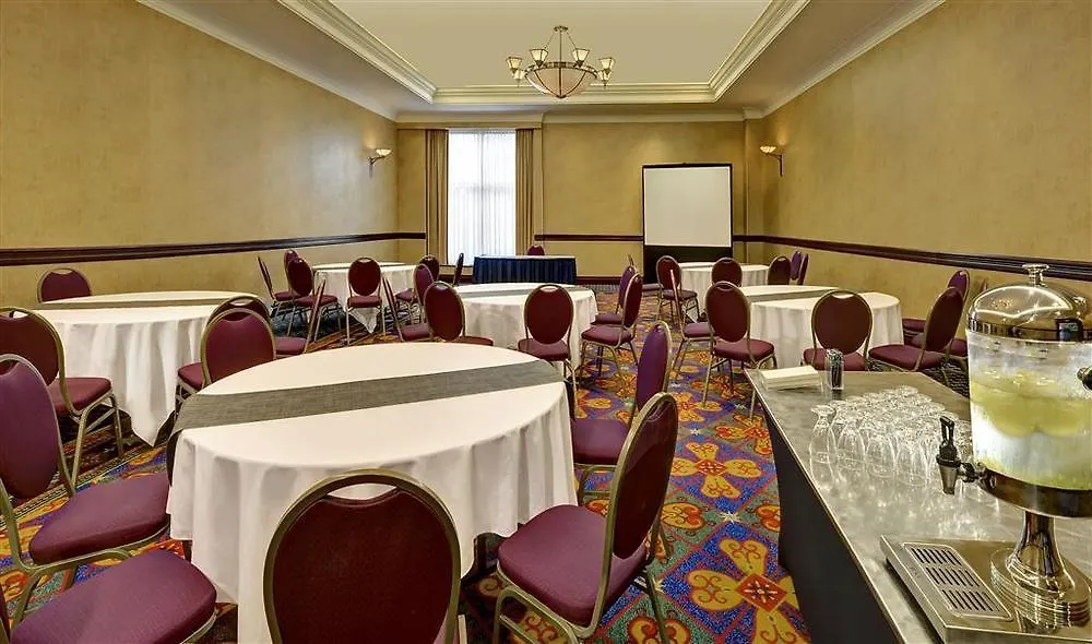 Sheraton Toronto Airport Hotel & Conference Centre