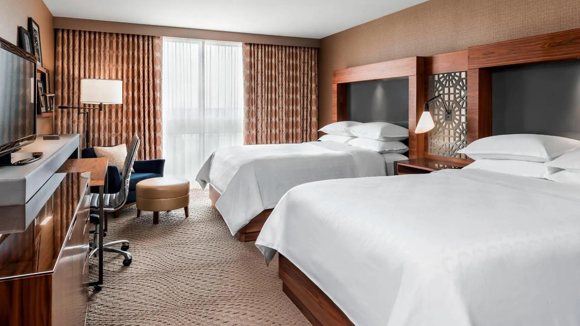 Sheraton Toronto Airport Hotel & Conference Centre
