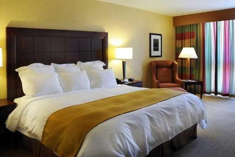 Sheraton Toronto Airport Hotel & Conference Centre