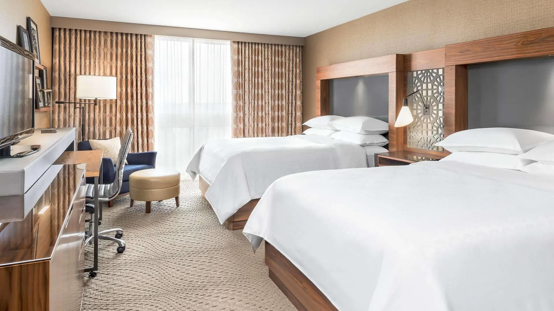 Sheraton Toronto Airport Hotel & Conference Centre 4*,  Canada