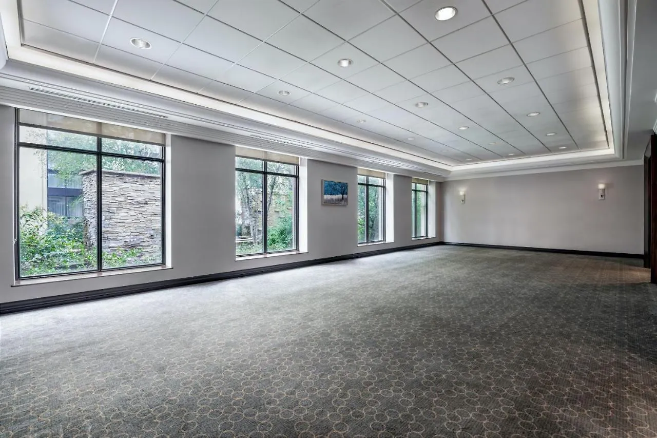 Sheraton Toronto Airport Hotel & Conference Centre