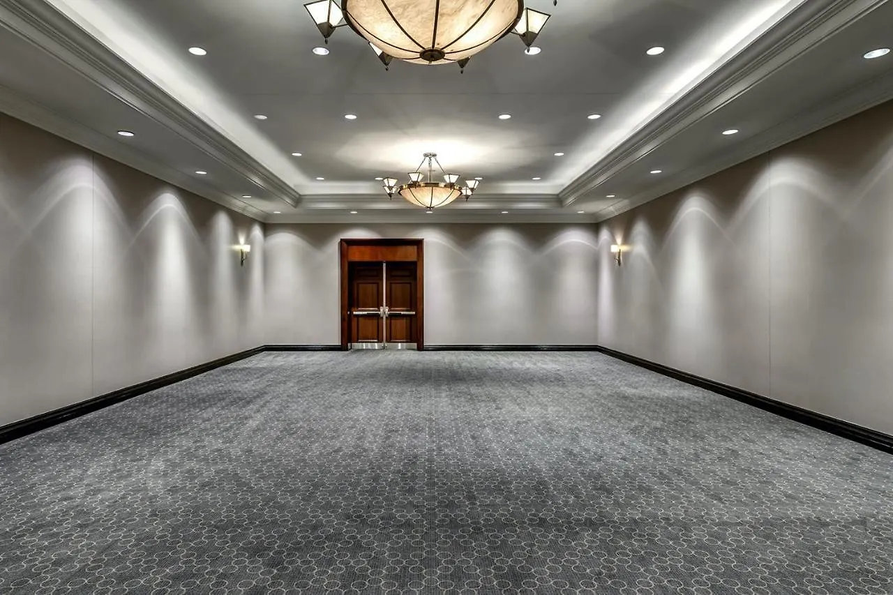 Sheraton Toronto Airport Hotel & Conference Centre 4*,  Canada