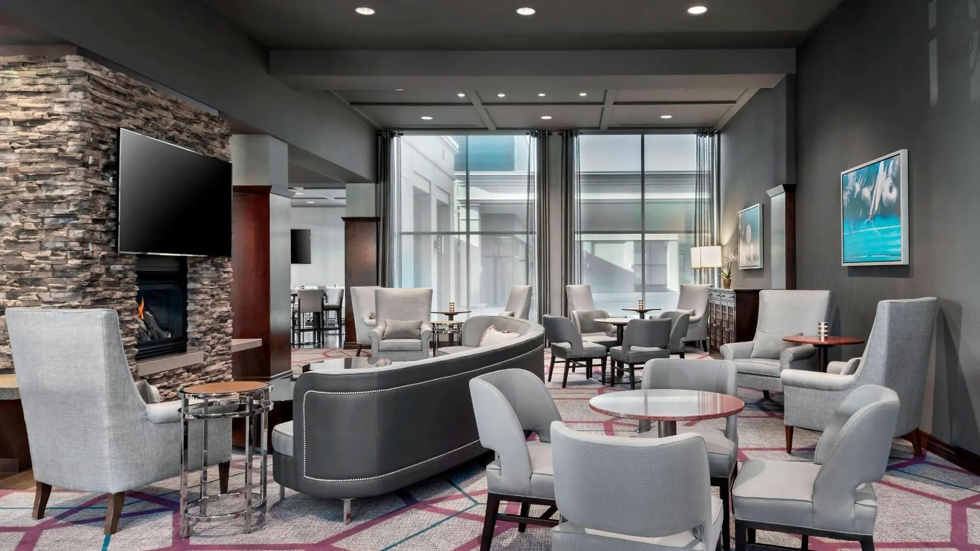 Sheraton Toronto Airport Hotel & Conference Centre 4*,
